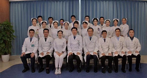 足踝外科合影.jpg 纪委书记