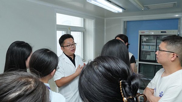 21.jpg 北京同仁医院沙巴APP最新版新人权益